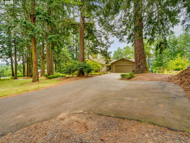 16700 Se VAN ZYL Dr, Damascus, OR 97089
