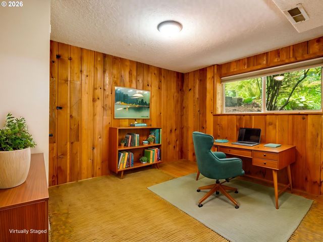 16700 Se VAN ZYL Dr, Damascus, OR 97089