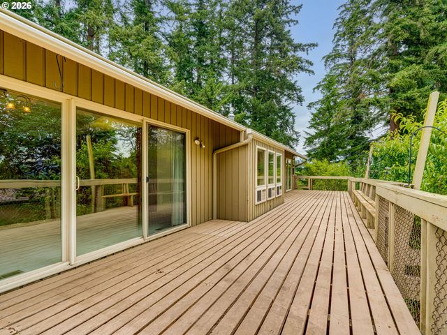 16700 Se VAN ZYL Dr, Damascus, OR 97089