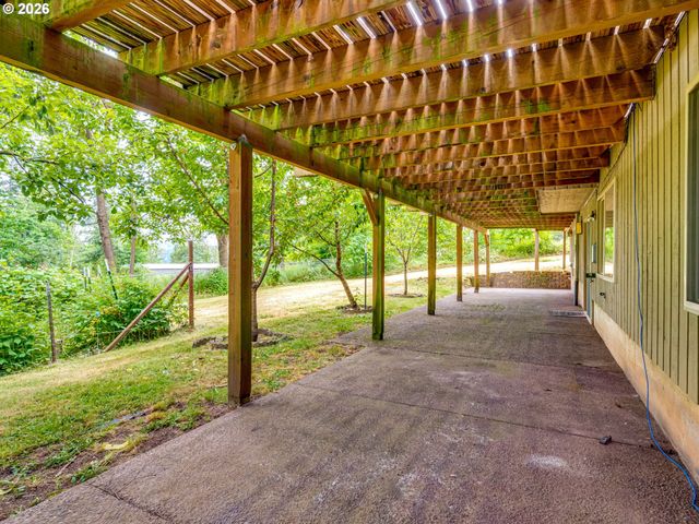 16700 Se VAN ZYL Dr, Damascus, OR 97089