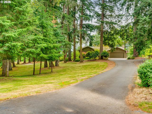 16700 Se VAN ZYL Dr, Damascus, OR 97089