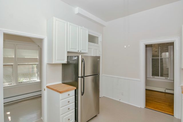 1441 W Warner Avenue 1, Chicago, IL 60613