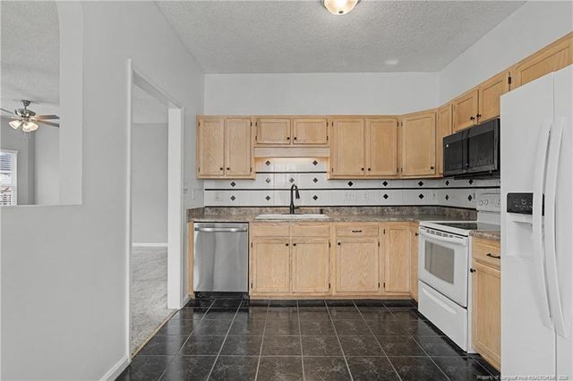 3812 Goforth Drive, Hope Mills, NC 28348