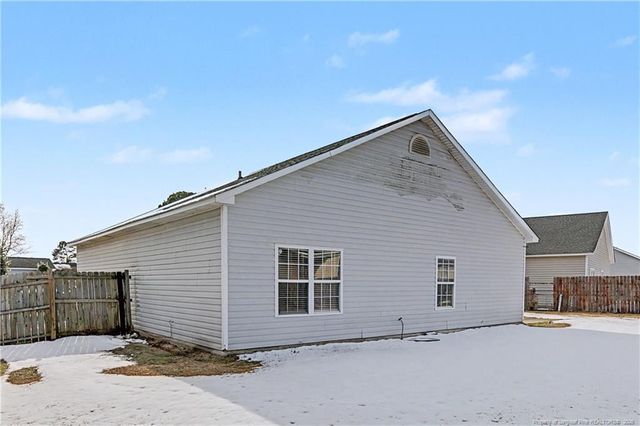 3812 Goforth Drive, Hope Mills, NC 28348