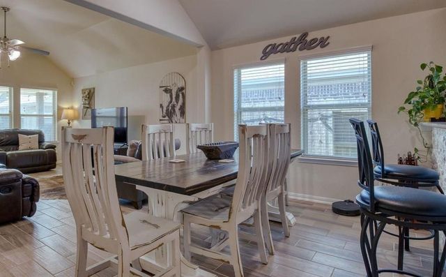 32659 Timber Point Dr, Brookshire, TX 77423