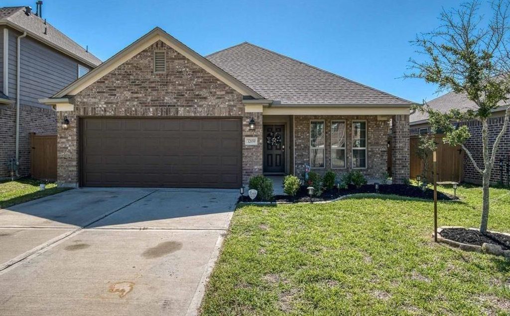 32659 Timber Point Dr, Brookshire, TX 77423