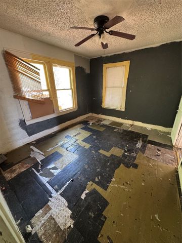 1007 Strickland, Dallas, TX 75216