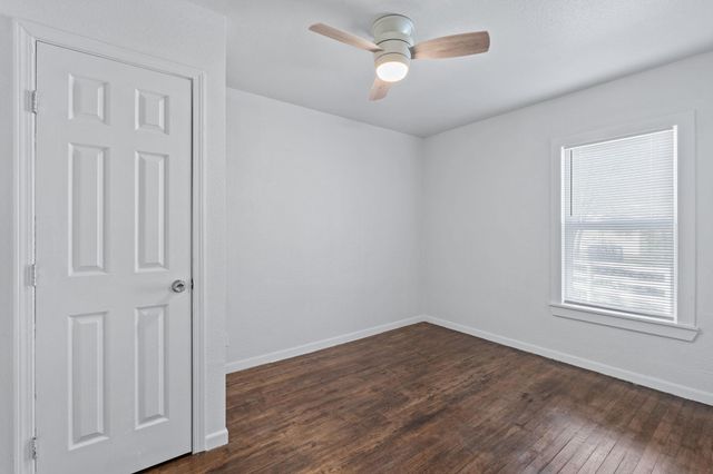 105 Riverside DR, San Marcos, TX 78666