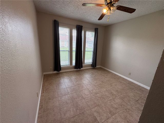 4901 Delwood St A4, Corpus Christi, TX 78413