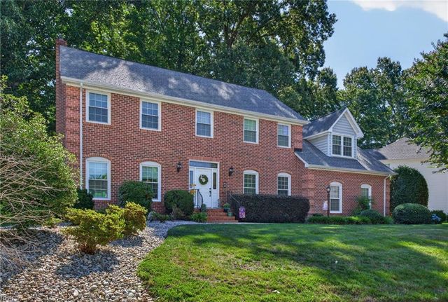 508 Birkdale CT, Yorktown, VA 23693
