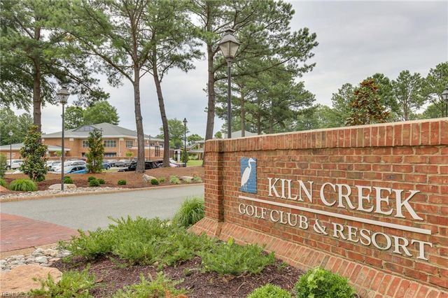 508 Birkdale CT, Yorktown, VA 23693