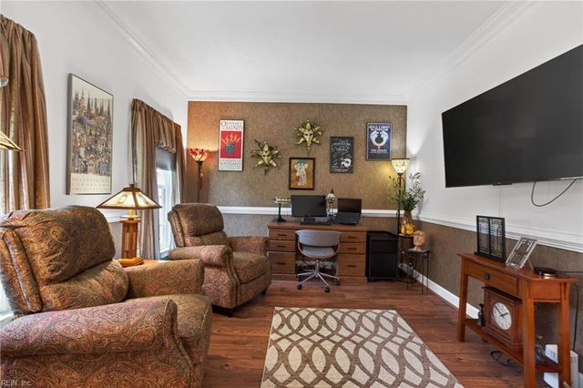508 Birkdale CT, Yorktown, VA 23693