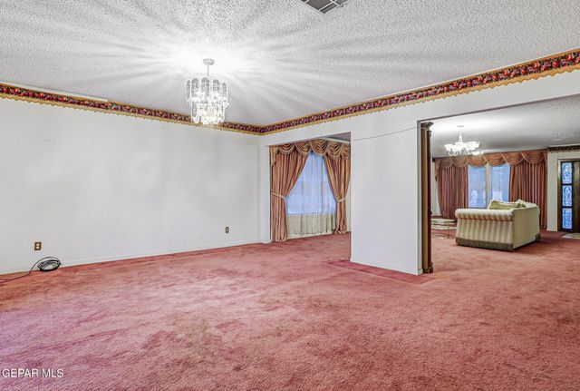 2704 TAYLOR Avenue, El Paso, TX 79930