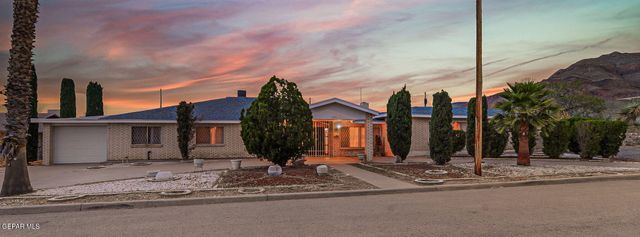 2704 TAYLOR Avenue, El Paso, TX 79930
