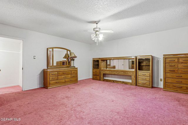 2704 TAYLOR Avenue, El Paso, TX 79930