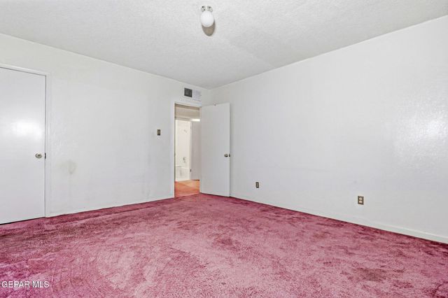 2704 TAYLOR Avenue, El Paso, TX 79930