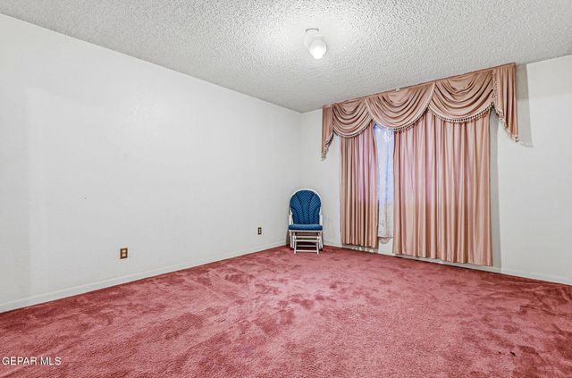 2704 TAYLOR Avenue, El Paso, TX 79930
