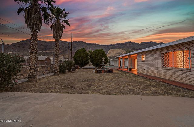 2704 TAYLOR Avenue, El Paso, TX 79930