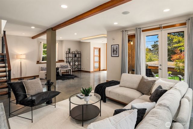 1620 E Alder Street, Seattle, WA 98122