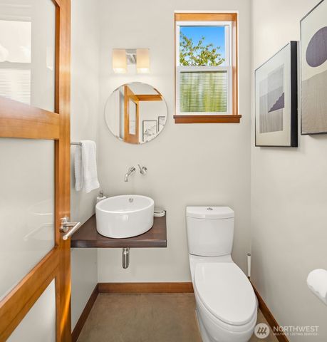 1620 E Alder Street, Seattle, WA 98122