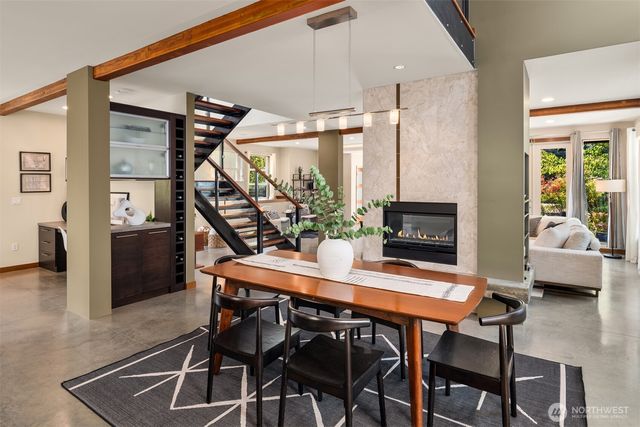 1620 E Alder Street, Seattle, WA 98122