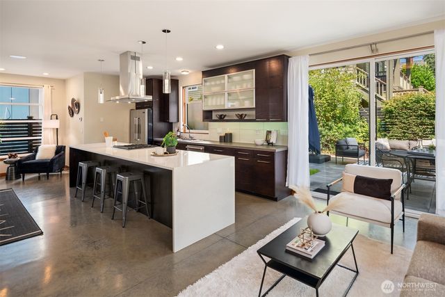 1620 E Alder Street, Seattle, WA 98122