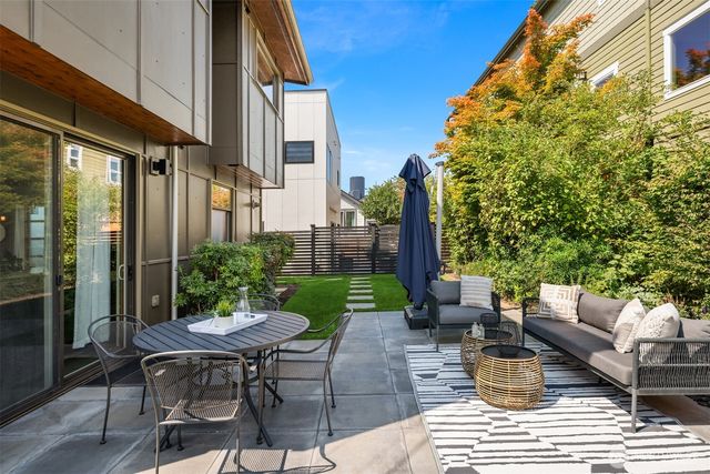 1620 E Alder Street, Seattle, WA 98122