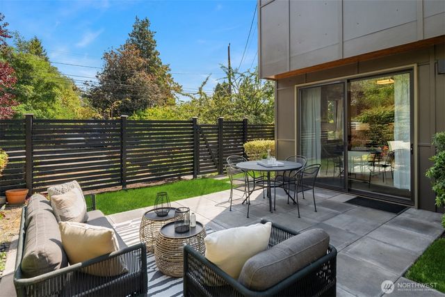 1620 E Alder Street, Seattle, WA 98122