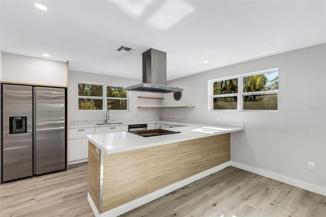 218 32ND STREET W, Bradenton, FL 34205