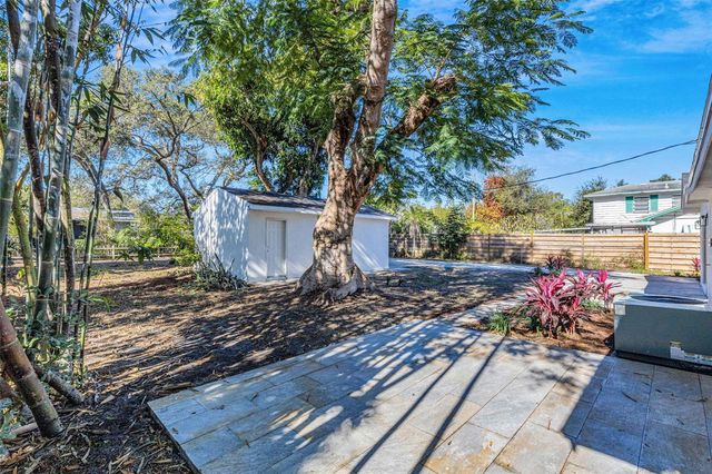 218 32ND STREET W, Bradenton, FL 34205