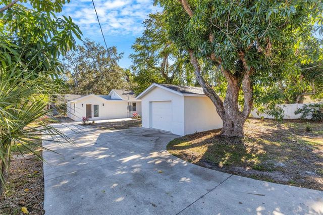 218 32ND STREET W, Bradenton, FL 34205