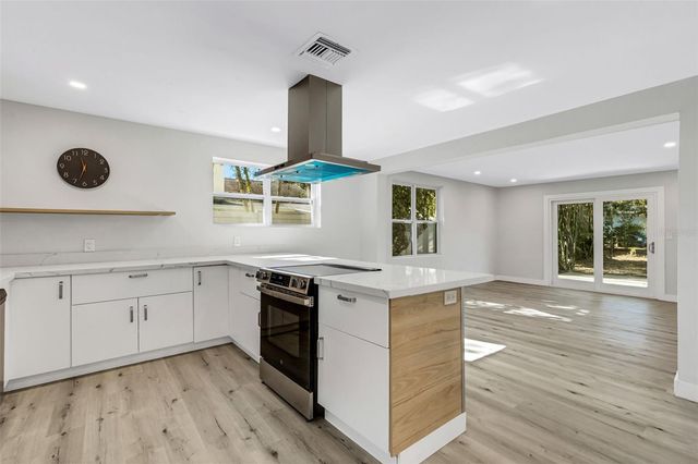 218 32ND STREET W, Bradenton, FL 34205