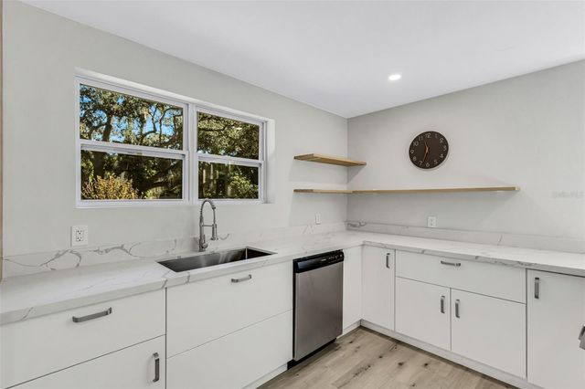 218 32ND STREET W, Bradenton, FL 34205