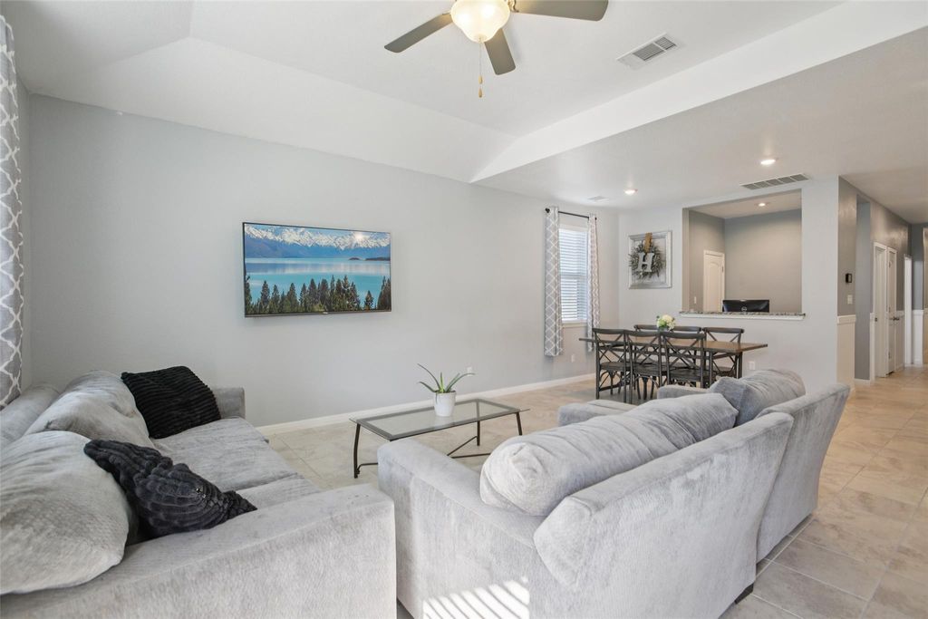 19101 Kimberlite DR, Pflugerville, TX 78660