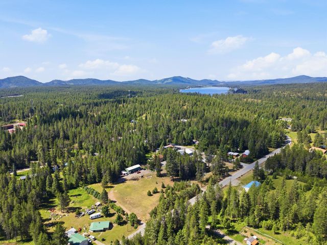 2569 Southshore Diamond Lake Rd, Newport, WA 99156