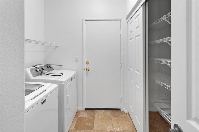 11843 Desert Glen, Adelanto, CA 92301