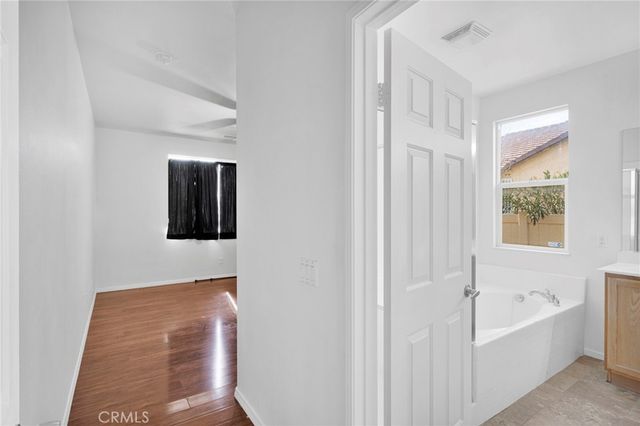 11843 Desert Glen, Adelanto, CA 92301