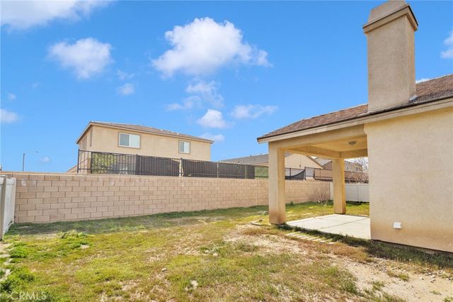 11843 Desert Glen, Adelanto, CA 92301