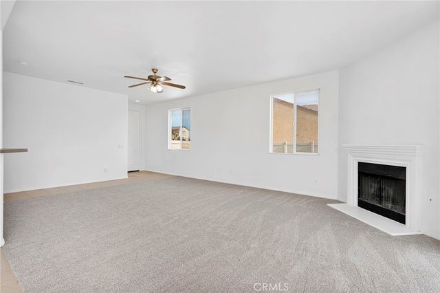 11843 Desert Glen, Adelanto, CA 92301