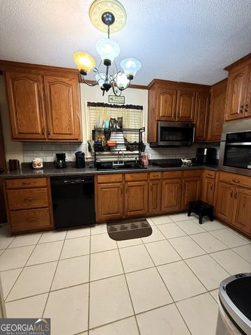 3535 Bloomfield Drive, Macon, GA 31206