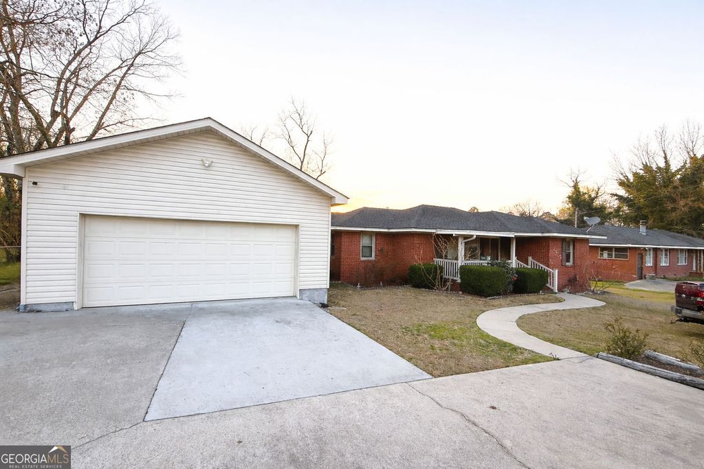 3535 Bloomfield Drive, Macon, GA 31206