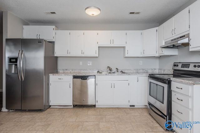 1413 Ascent Trail, Huntsville, AL 35816