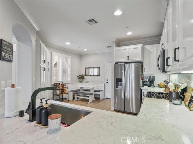 25414 Wharton, Stevenson Ranch, CA 91381