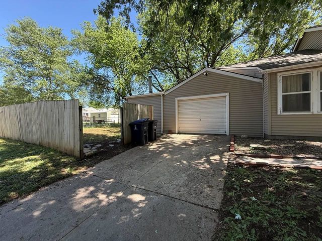 624 S Alleghany, El Dorado, KS 67042