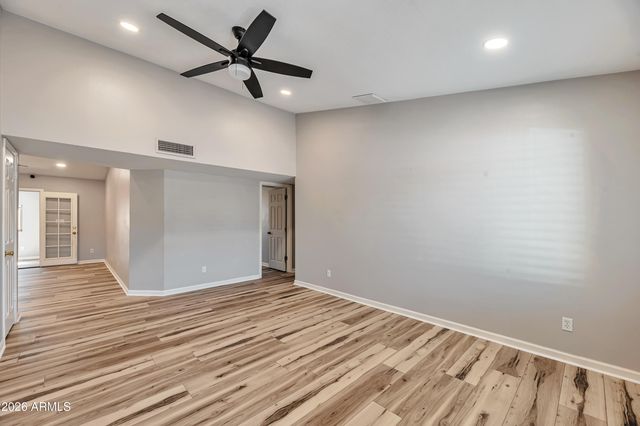 6502 E GRANDVIEW Drive, Scottsdale, AZ 85254