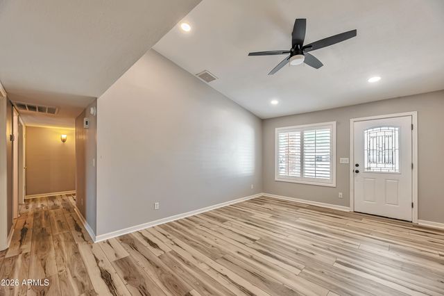 6502 E GRANDVIEW Drive, Scottsdale, AZ 85254