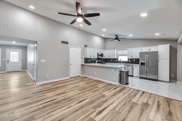 6502 E GRANDVIEW Drive, Scottsdale, AZ 85254