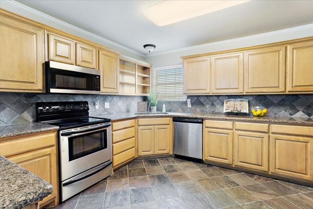 1609 Pecan Grove Road E, Sherman, TX 75090