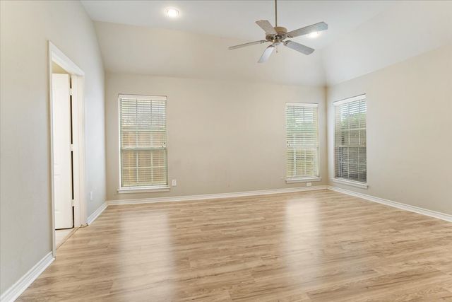 1609 Pecan Grove Road E, Sherman, TX 75090