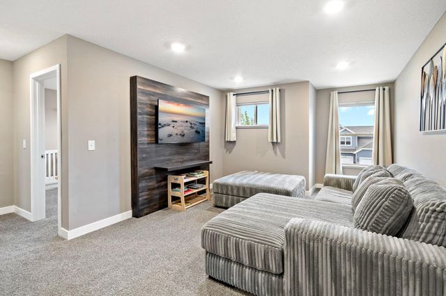 2140 Windermere Circle, Shakopee, MN 55379
